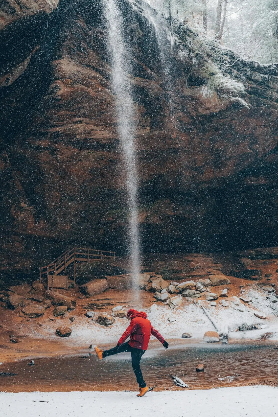 A Walk in Nature: Daily Medicine for the Body, Mind, and Soul